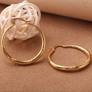 18K Yellow Gold Textured Drop Hoop Earrings, 30mm